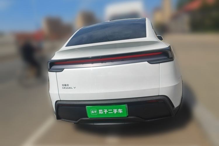Used Tesla Model Y 2025 Rear-Wheel-Drive Version Rear