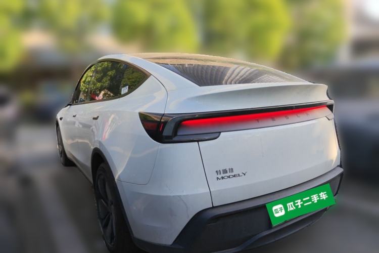 Used Tesla Model Y 2025 Updated Version Long-Range All-Wheel Drive Rear Left 45 Deg