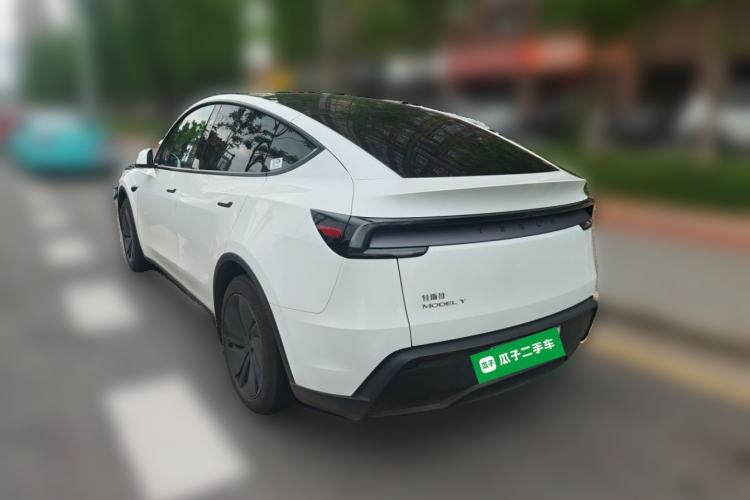 Used Tesla Model Y 2025 Rear-Wheel-Drive Version Rear Left 45 Deg