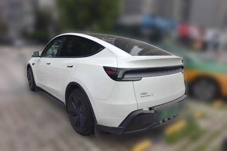 Used Tesla Model Y 2025 Rear-Wheel Drive First Edition Rear Left 45 Deg
