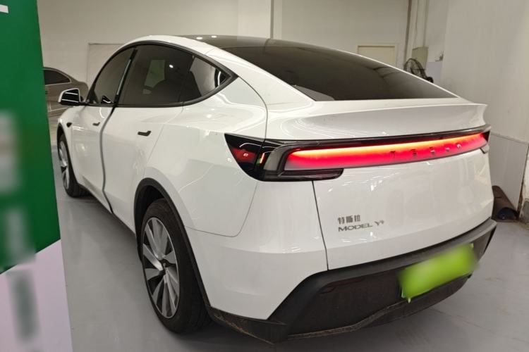 Used Tesla Model Y 2025 Rear-Wheel-Drive Version Rear Left 45 Deg