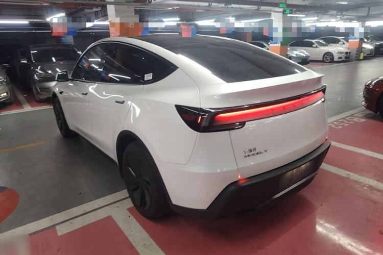 Used Tesla Model Y 2025 Rear-Wheel-Drive Version Rear Left 45 Deg
