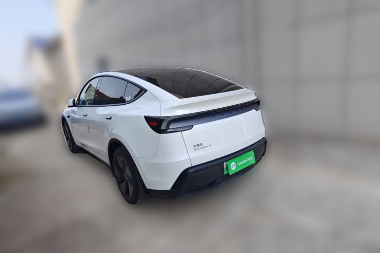 Used Tesla Model Y 2025 Rear-Wheel Drive First Edition Rear Left 45 Deg