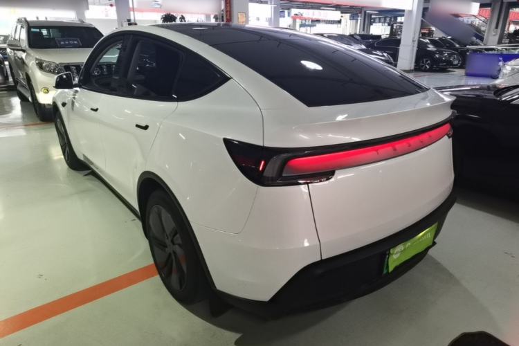 Used Tesla Model Y 2025 Rear-Wheel-Drive Version Rear Left 45 Deg