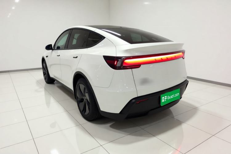 Used Tesla Model Y 2025 Rear-Wheel-Drive Version Rear Left 45 Deg