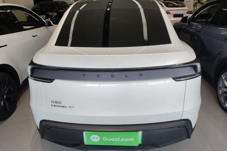 Used Tesla Model Y 2025 Long-Range All-Wheel-Drive Version Rear