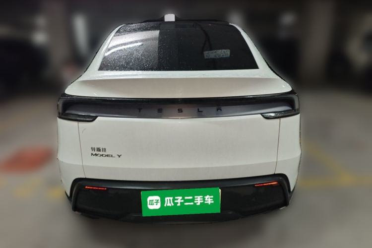 Used Tesla Model Y 2025 Rear-Wheel-Drive Version Rear