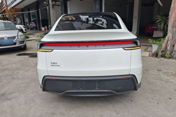 Used Tesla Model Y 2025 Rear-Wheel-Drive Version Rear