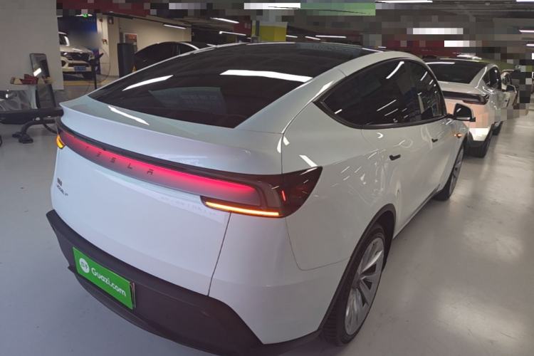 Used Tesla Model Y 2025 Updated Version Long-Range All-Wheel Drive Rear Right 45 Deg