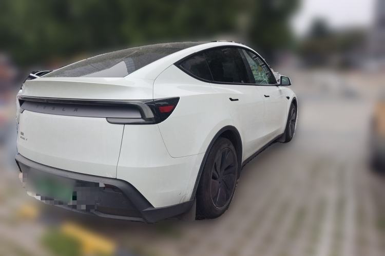 Used Tesla Model Y 2025 Rear-Wheel Drive First Edition Rear Right 45 Deg