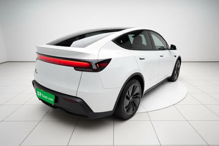 Used Tesla Model Y 2025 Rear-Wheel-Drive Version Rear Right 45 Deg