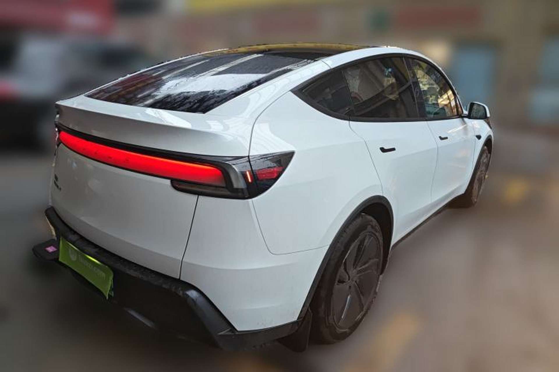 Used Tesla Model Y 2025 Rear-Wheel-Drive Version Rear Right 45 Deg