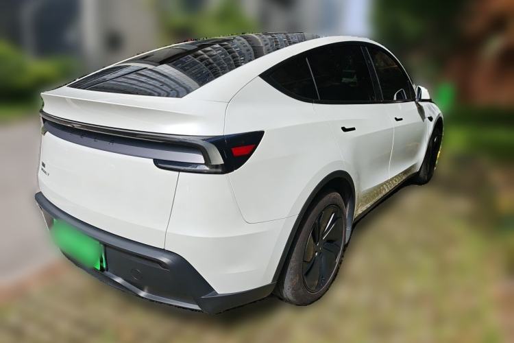 Used Tesla Model Y 2025 Rear-Wheel-Drive Version Rear Right 45 Deg