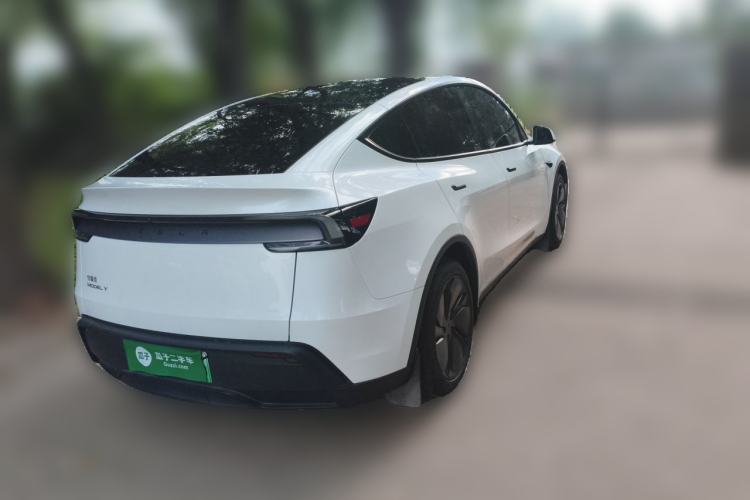 Used Tesla Model Y 2025 Rear-Wheel-Drive Version Rear Right 45 Deg