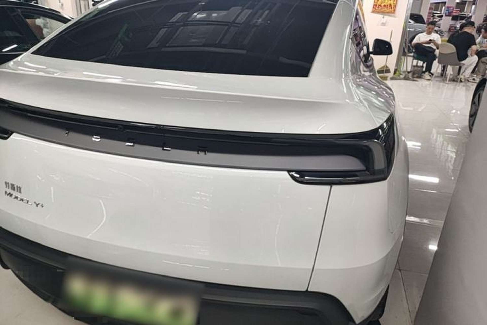 Used Tesla Model Y 2025 Updated Version Long-Range All-Wheel Drive Rear Right 45 Deg