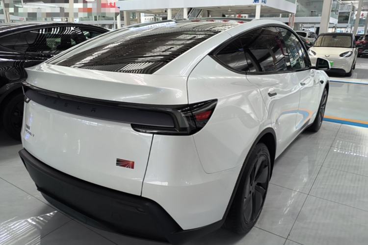 Used Tesla Model Y 2025 Rear-Wheel Drive First Edition Rear Right 45 Deg