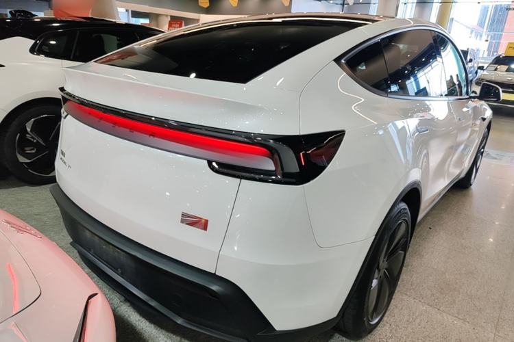 Used Tesla Model Y 2025 Long-Range All-Wheel Drive First Edition Rear Right 45 Deg