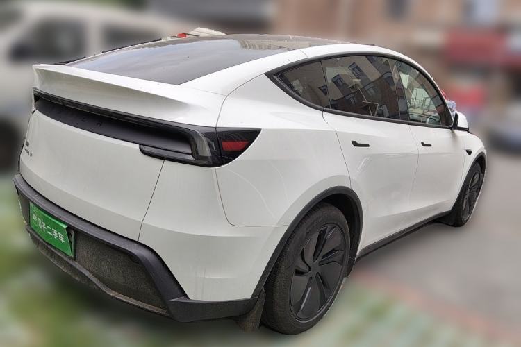 Used Tesla Model Y 2025 Long-Range All-Wheel-Drive Version Rear Right 45 Deg