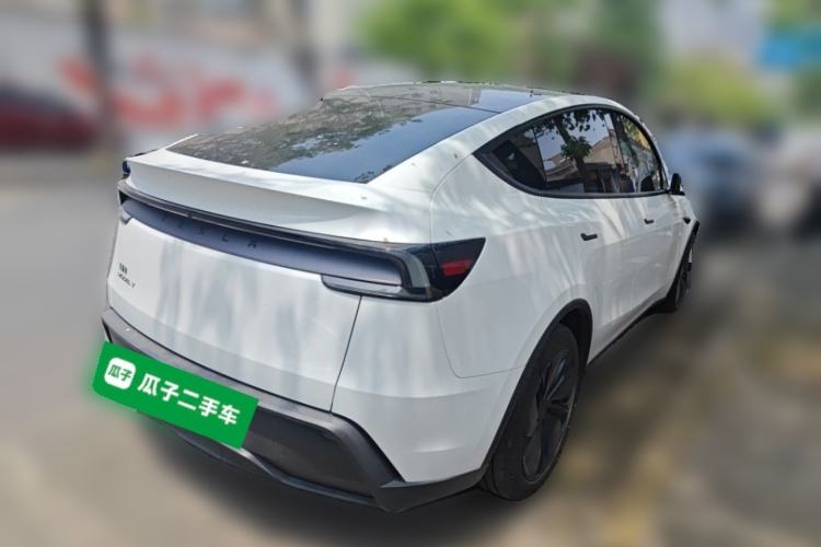 Used Tesla Model Y 2025 Rear-Wheel-Drive Version Rear Right 45 Deg