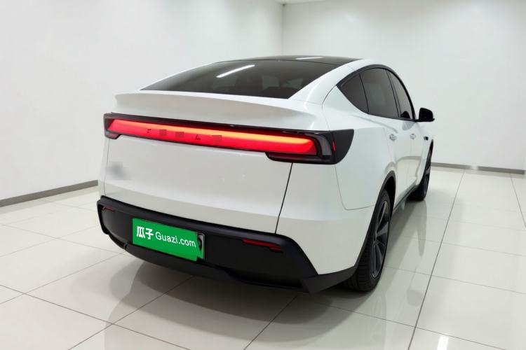 Used Tesla Model Y 2025 Rear-Wheel-Drive Version Rear Right 45 Deg