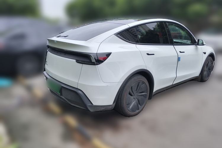Used Tesla Model Y 2025 Rear-Wheel-Drive Version Rear Right 45 Deg
