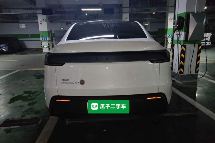 Used Tesla Model Y 2025 Updated Version Long-Range All-Wheel Drive Rear