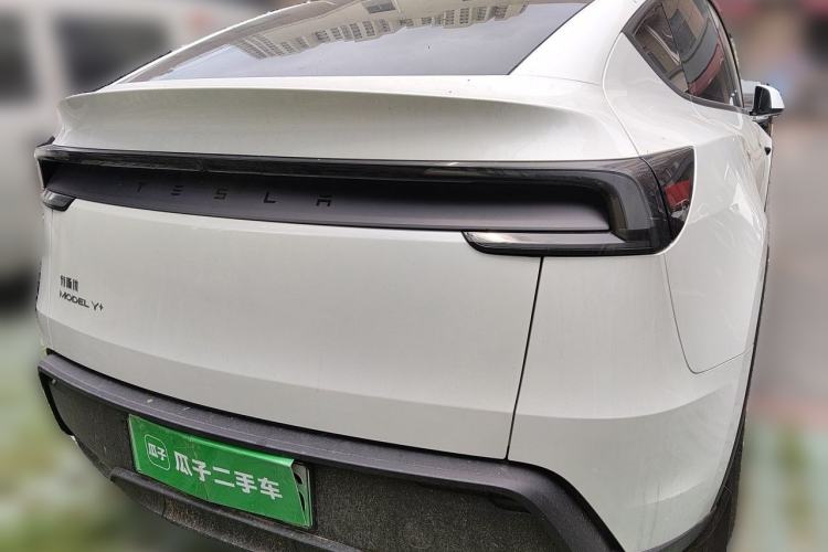 Used Tesla Model Y 2025 Long-Range All-Wheel-Drive Version Rear