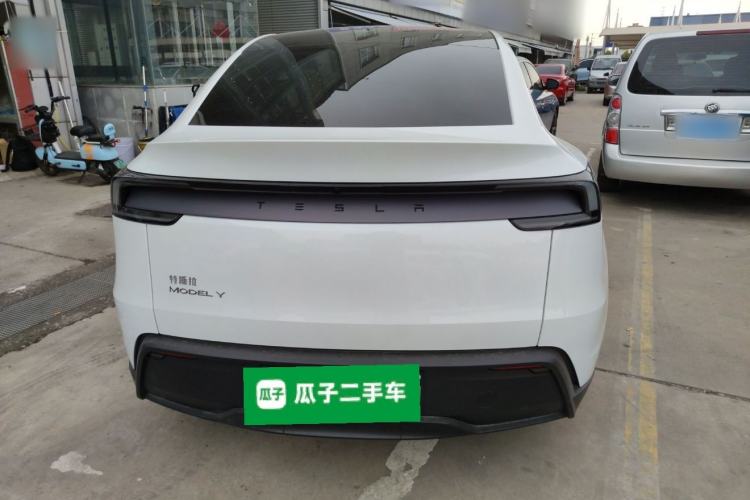 Used Tesla Model Y 2025 Rear-Wheel-Drive Version Rear
