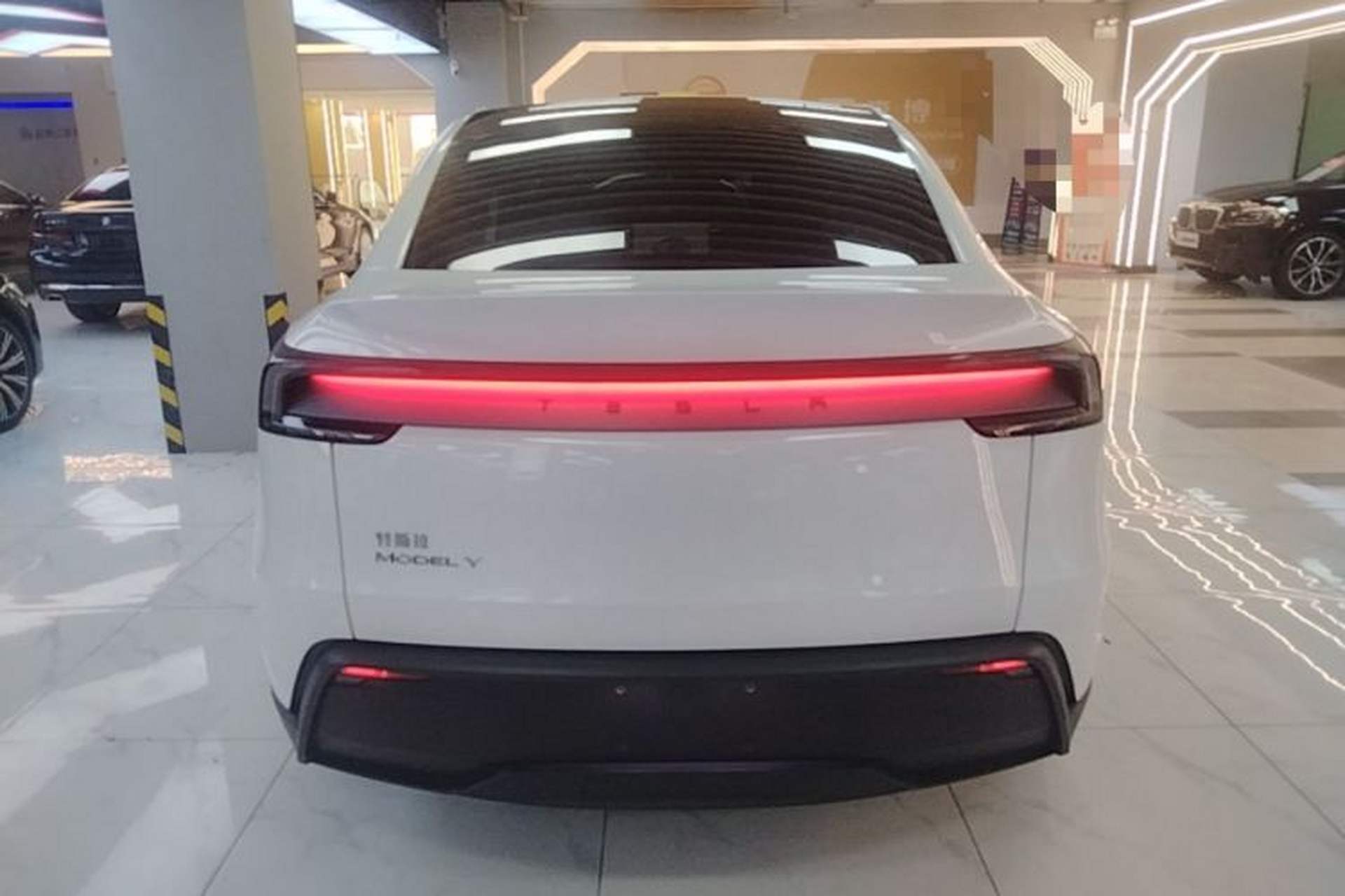 Used Tesla Model Y 2025 Rear-Wheel-Drive Version Rear