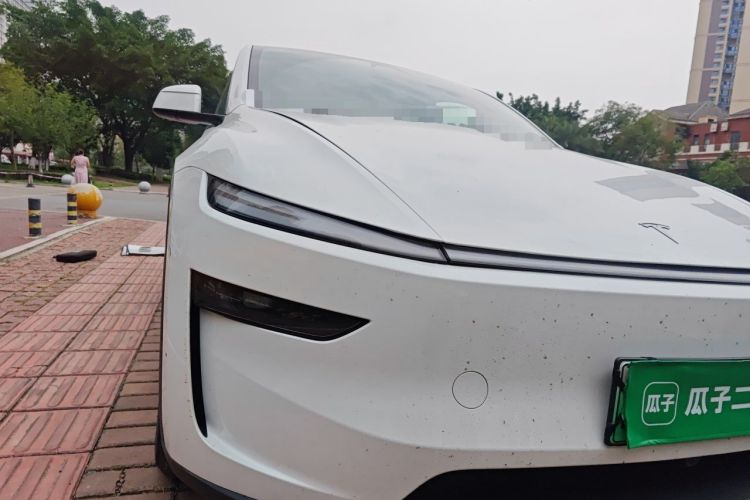 Used Tesla Model Y 2025 Updated Version Long-Range All-Wheel Drive Right Front Headlight