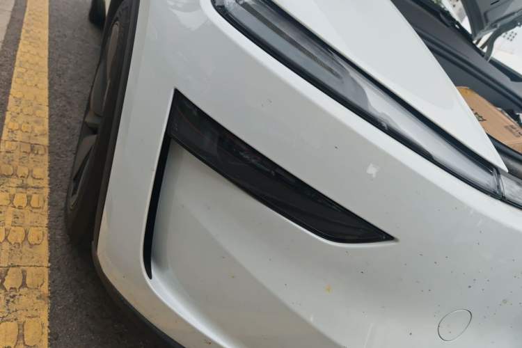 Used Tesla Model Y 2025 Rear-Wheel-Drive Version Right Front Headlight