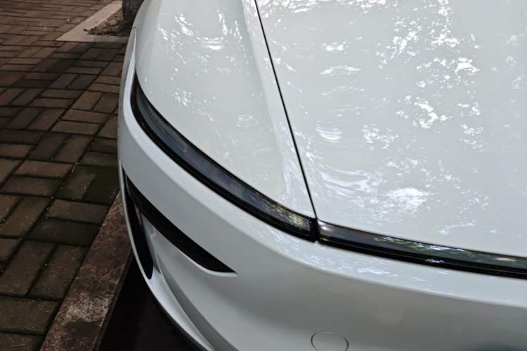 Used Tesla Model Y 2025 Updated Version Long-Range All-Wheel Drive Right Front Headlight