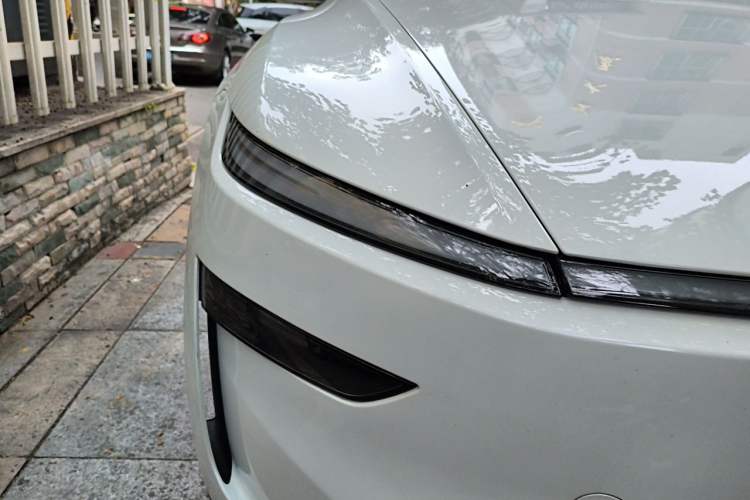 Used Tesla Model Y 2025 Rear-Wheel-Drive Version Right Front Headlight