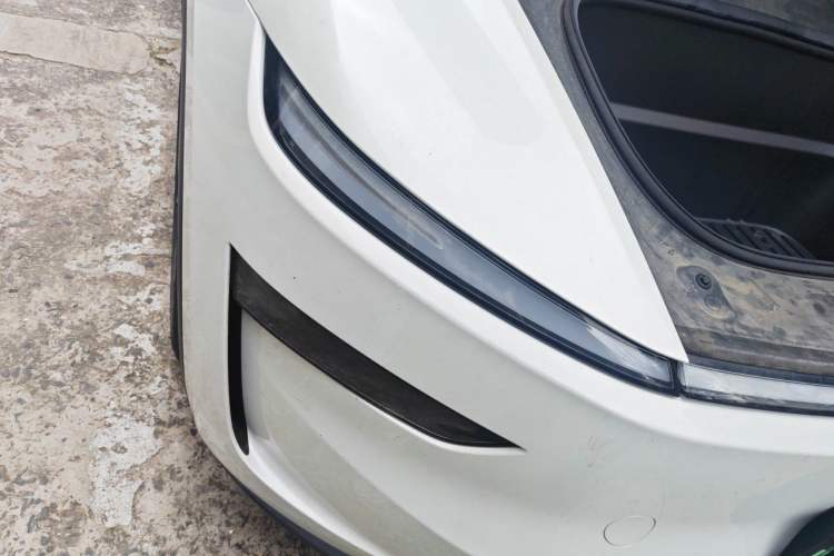 Used Tesla Model Y 2025 Rear-Wheel-Drive Version Right Front Headlight