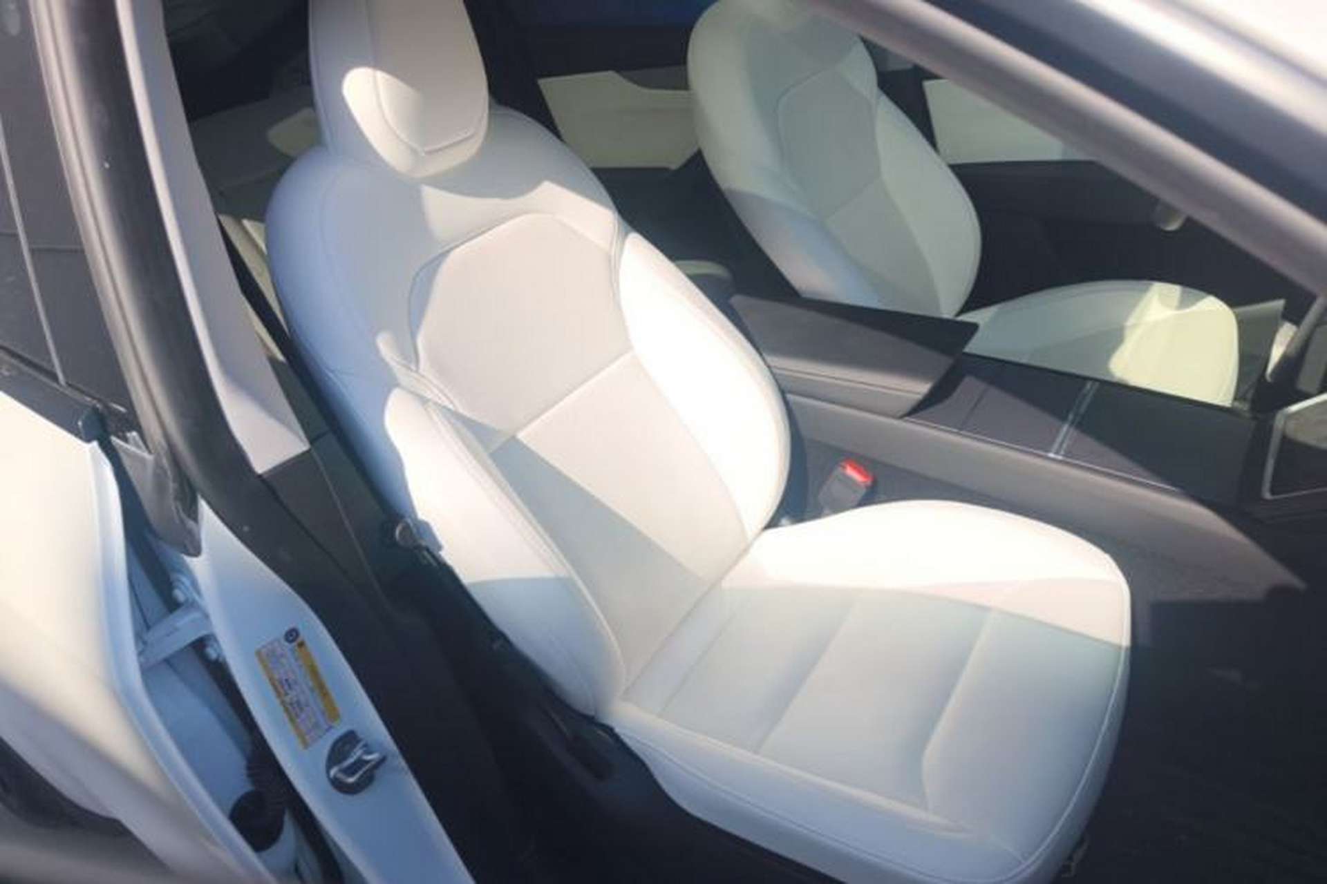 Used Tesla Model Y 2025 Long-Range All-Wheel Drive First Edition Right Front Seat