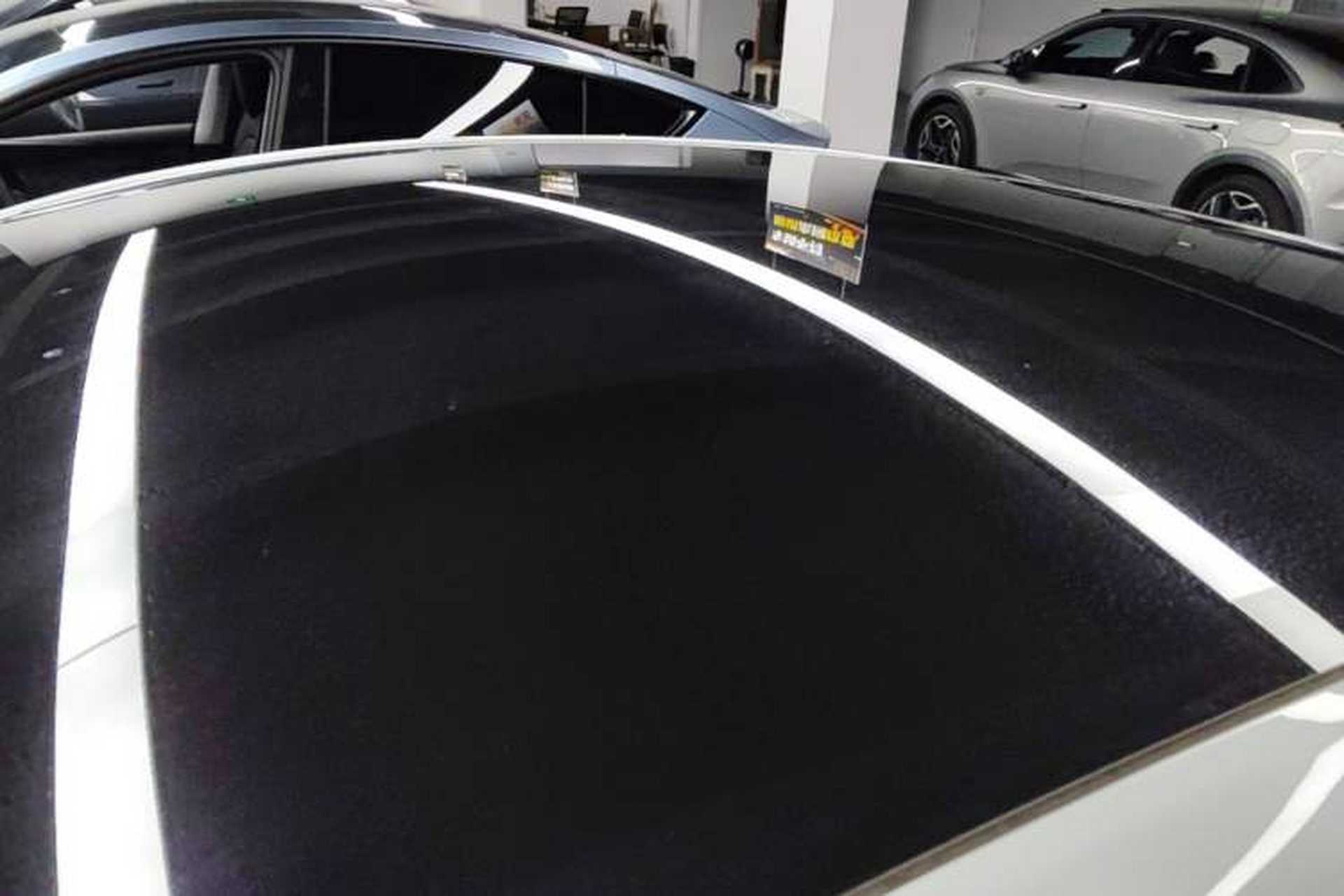 Used Tesla Model Y 2025 Rear-Wheel-Drive Version Roof