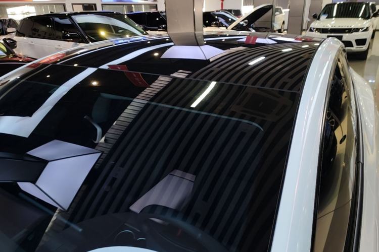 Used Tesla Model Y 2025 Rear-Wheel-Drive Version Roof