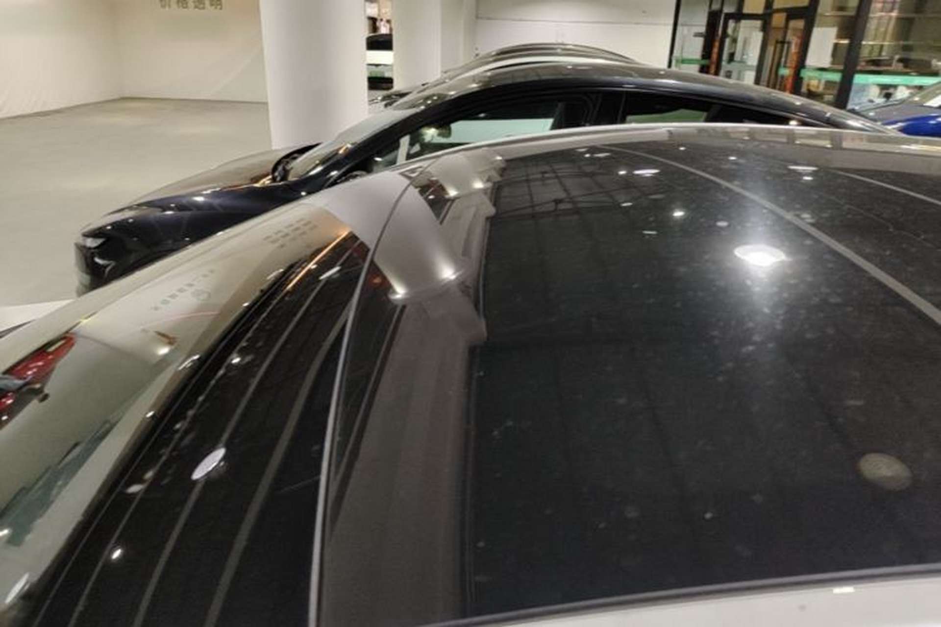 Used Tesla Model Y 2025 Long-Range All-Wheel-Drive Version Roof