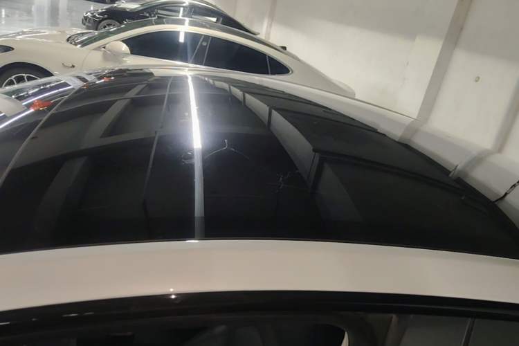 Used Tesla Model Y 2025 Rear-Wheel Drive First Edition Roof