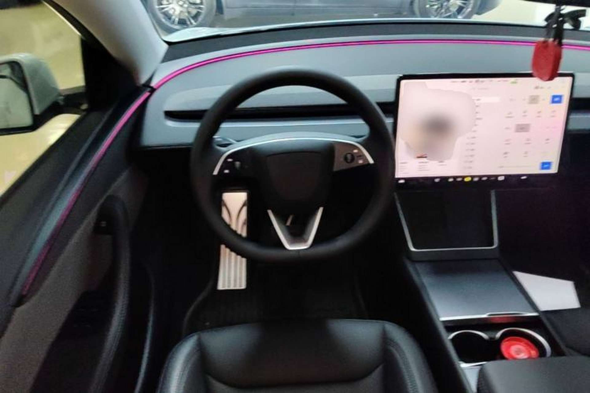 Used Tesla Model Y 2025 Rear-Wheel-Drive Version Steering Wheel