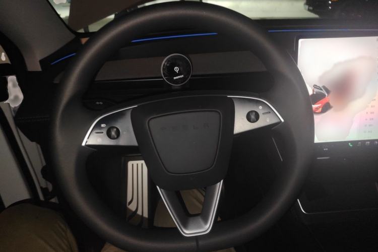 Used Tesla Model Y 2025 Rear-Wheel-Drive Version Steering Wheel