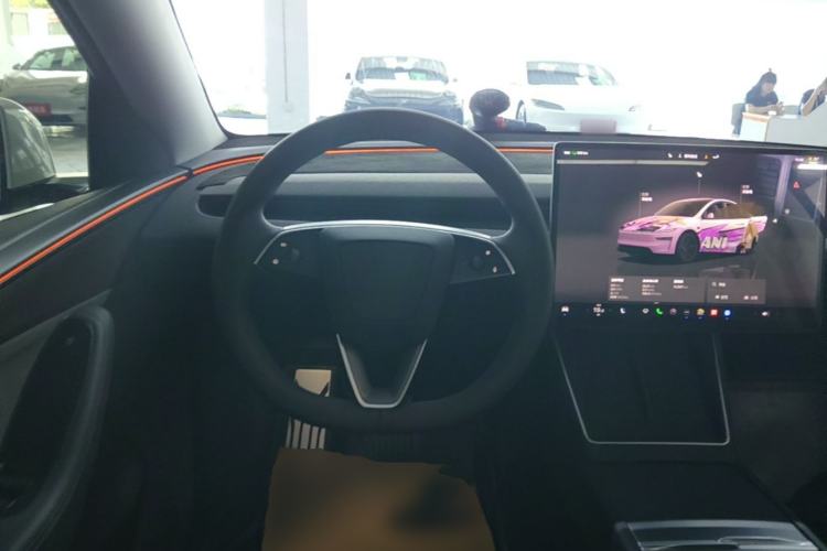Used Tesla Model Y 2025 Rear-Wheel-Drive Version Steering Wheel