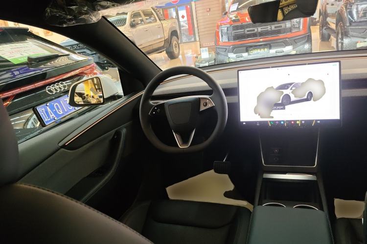 Used Tesla Model Y 2025 Rear-Wheel-Drive Version Steering Wheel