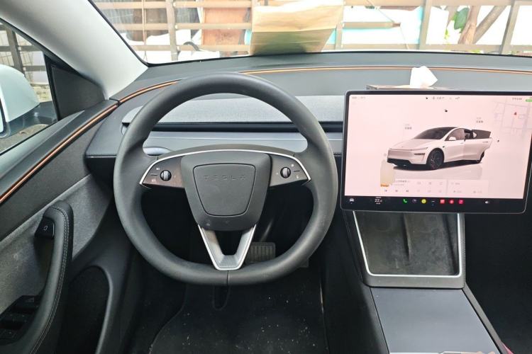 Used Tesla Model Y 2025 Rear-Wheel-Drive Version Steering Wheel