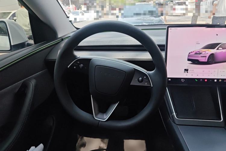 Used Tesla Model Y 2025 Rear-Wheel-Drive Version Steering Wheel
