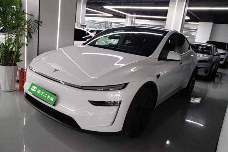 Used Tesla Model Y 2025 Rear-Wheel Drive First Edition Guazi used car, China used car export, Used car for sale, Used  cars, Cheapest cars for sale