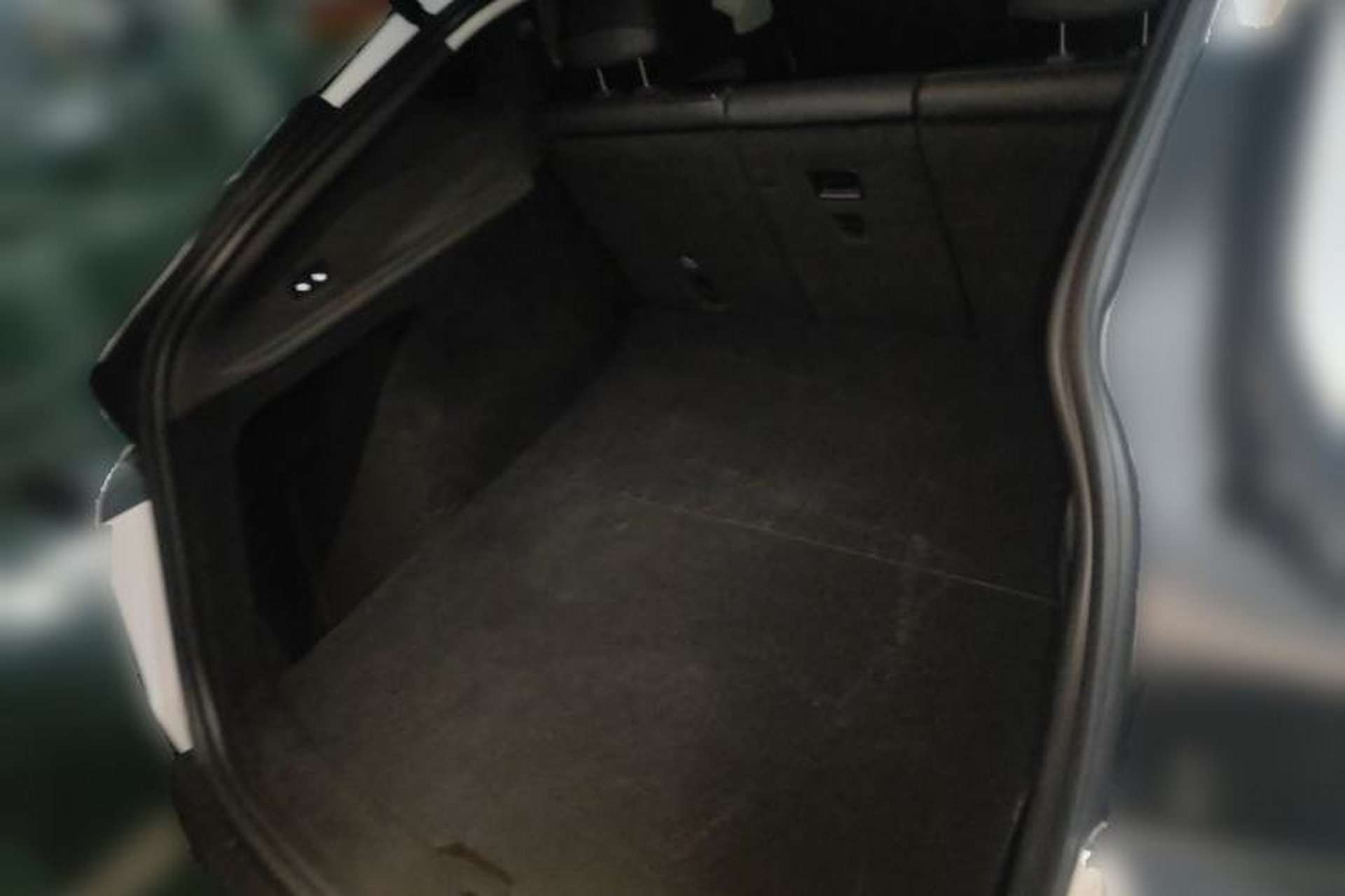 Used Tesla Model Y 2025 Rear-Wheel-Drive Version Trunk