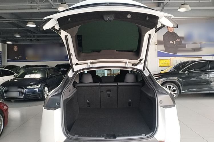 Used Tesla Model Y 2025 Updated Version Long-Range All-Wheel Drive Trunk