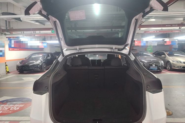 Used Tesla Model Y 2025 Rear-Wheel-Drive Version Trunk