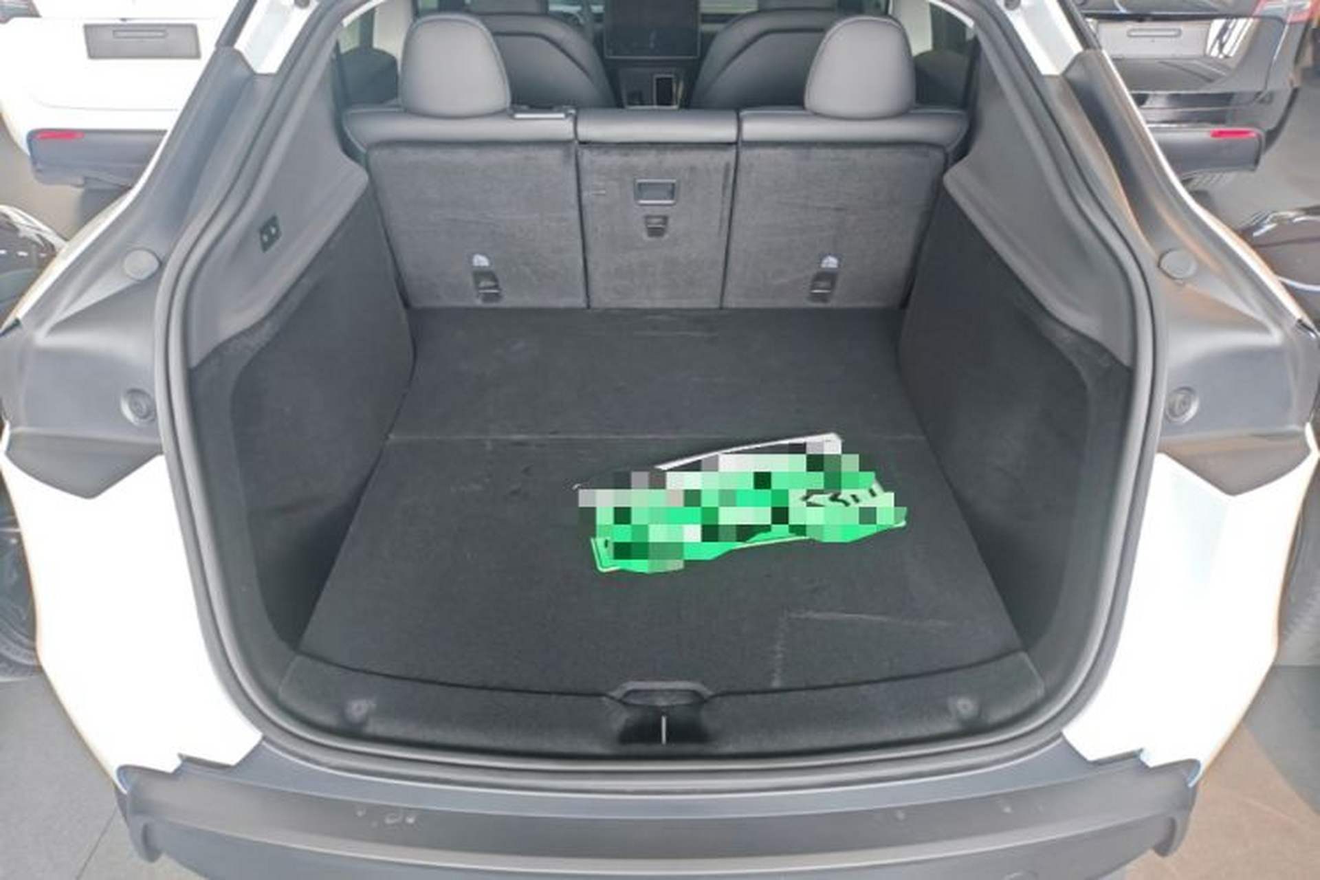 Used Tesla Model Y 2025 Rear-Wheel-Drive Version Trunk